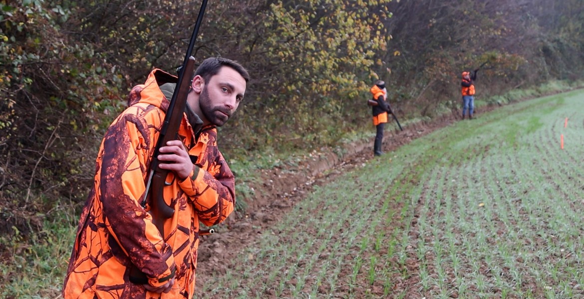 Adoptez les bons gestes pour chasser en toute sécurité. Crédit D-Gest/FNC